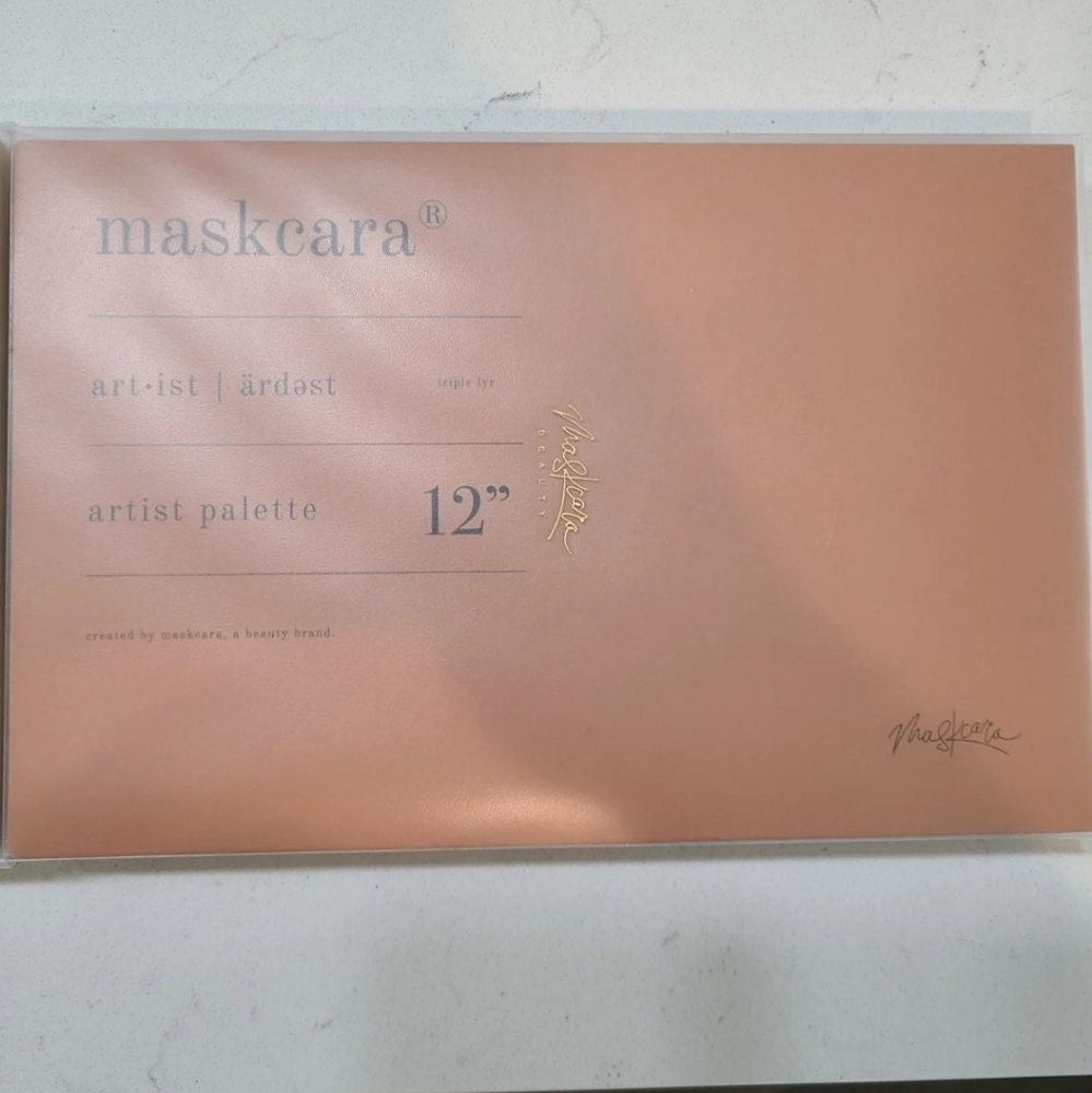 Maskcara Artist Triple Palette in Mauve